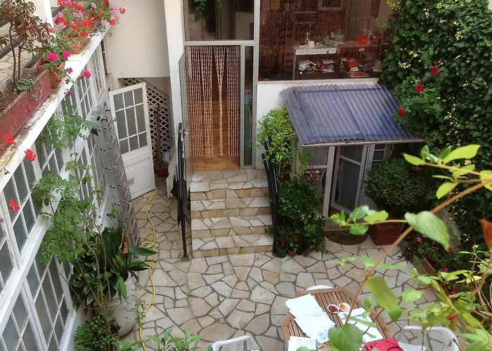 Guest house Maison Notre Dame De La Treille