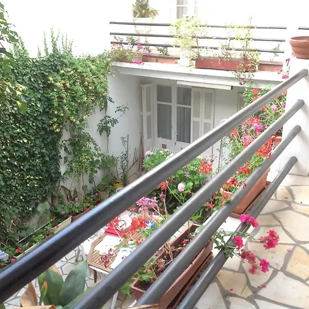 Maison Notre Dame De La Treille Gasthof 3*